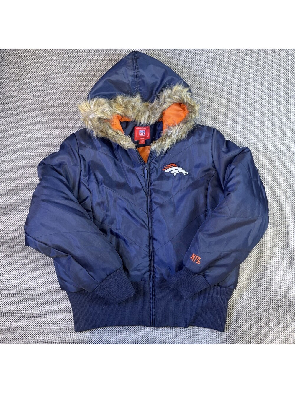 Denver Broncos NFL For Her Women’s Hooded Puffer Jacket Faux Fur Navy Size L